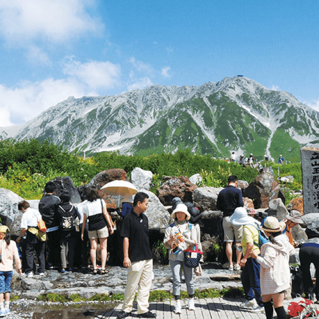 Gentle Walks along the Tateyama Kurobe Alpine Route